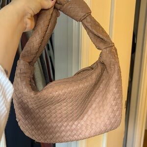 Elegant Tan Woven Women's Bag
